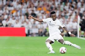 体育冬奥时刻:为梦想奋斗!济南市短道速滑队与冬奥运动员同努力